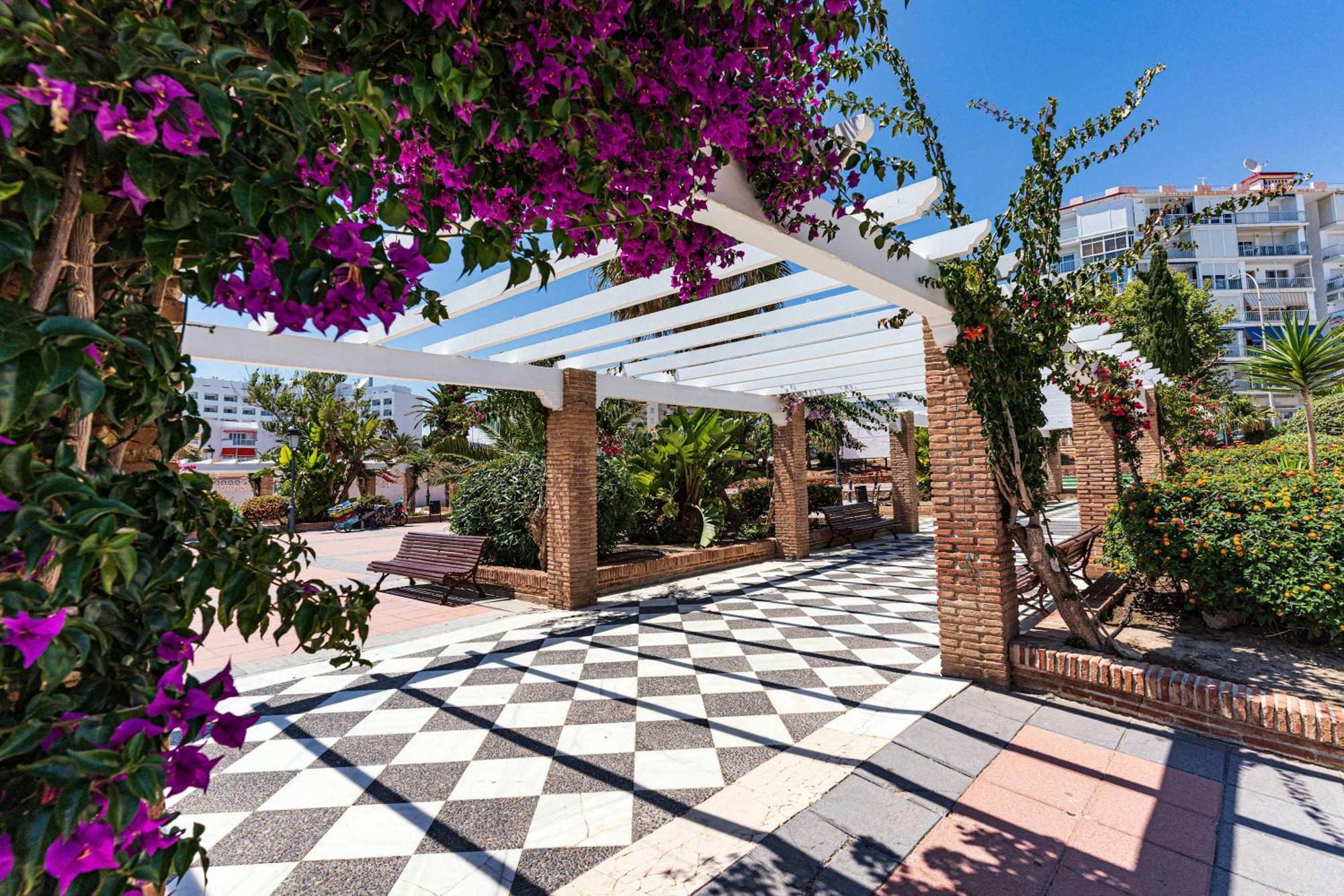 Toboso 1 Apartman Nerja Kültér fotó